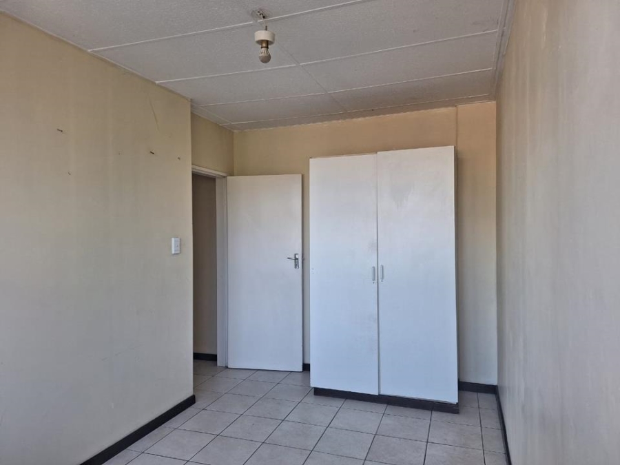 To Let 2 Bedroom Property for Rent in Yeoville Gauteng