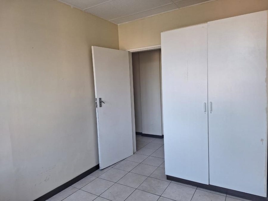 To Let 2 Bedroom Property for Rent in Yeoville Gauteng