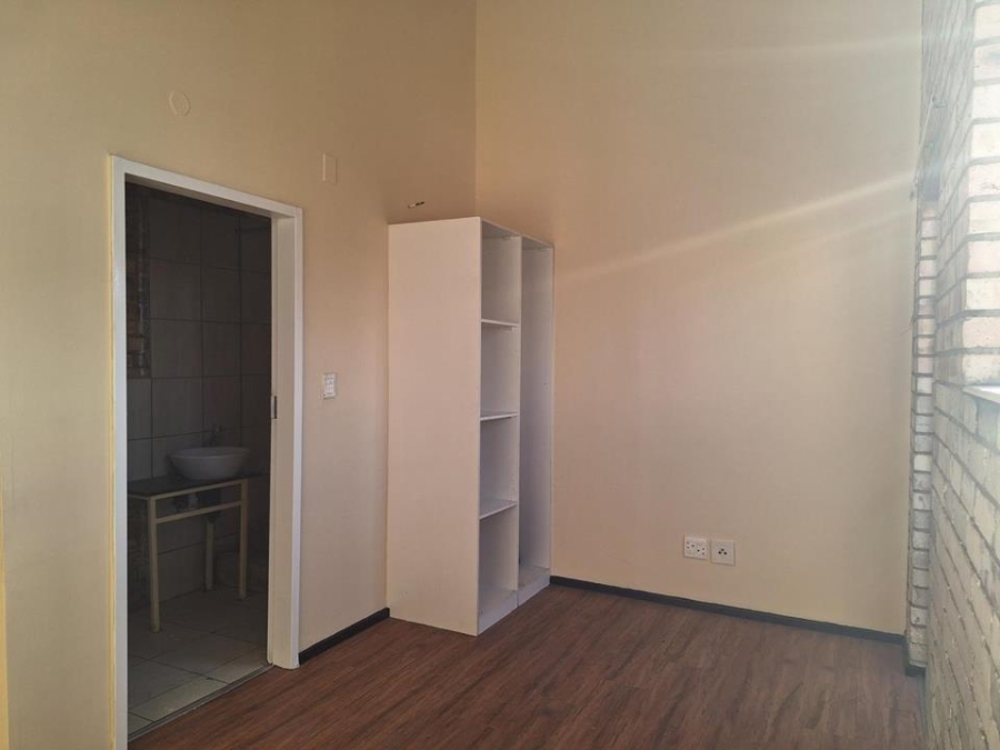 1 Bedroom Property for Sale in Johannesburg Central Gauteng