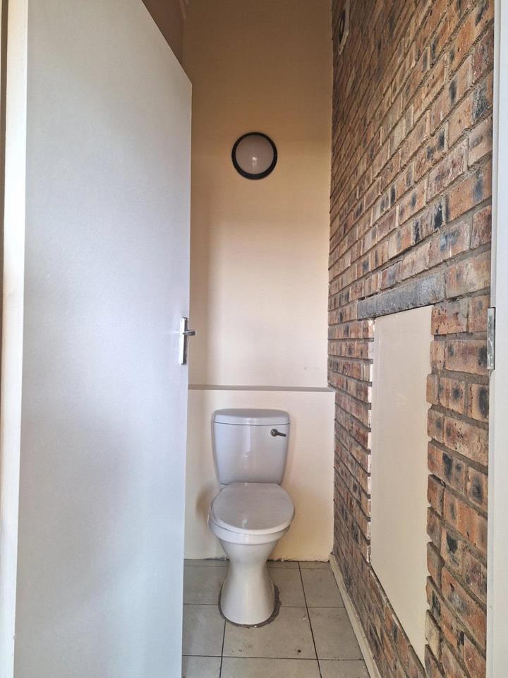 To Let 1 Bedroom Property for Rent in Jeppestown Gauteng