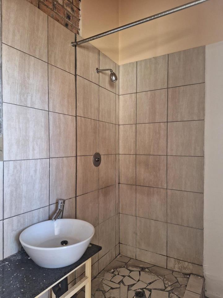 To Let 1 Bedroom Property for Rent in Jeppestown Gauteng