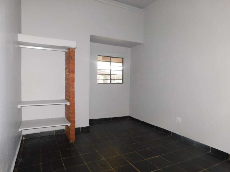 To Let 1 Bedroom Property for Rent in Springs Central Gauteng