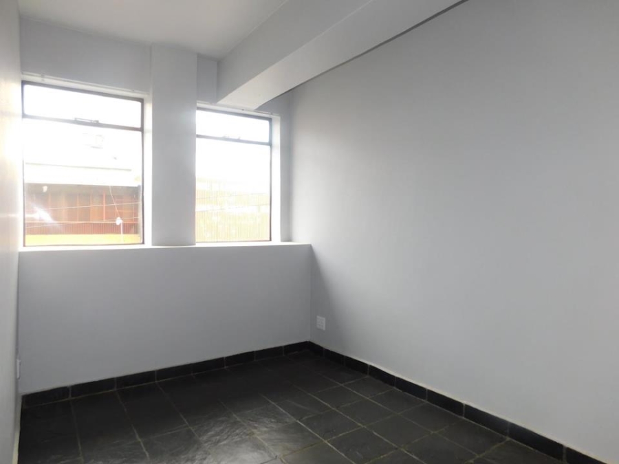 To Let 1 Bedroom Property for Rent in Springs Central Gauteng