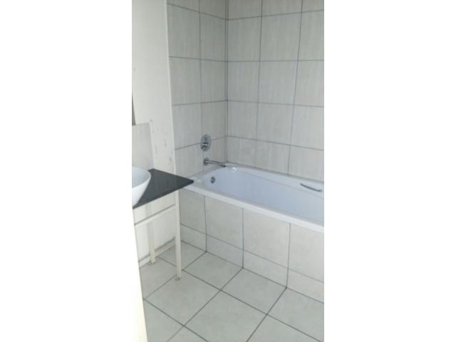 To Let 1 Bedroom Property for Rent in Jeppestown Gauteng