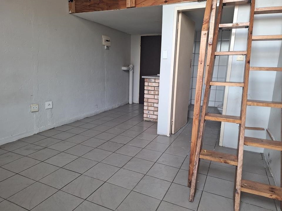 1 Bedroom Property for Sale in Johannesburg Central Gauteng