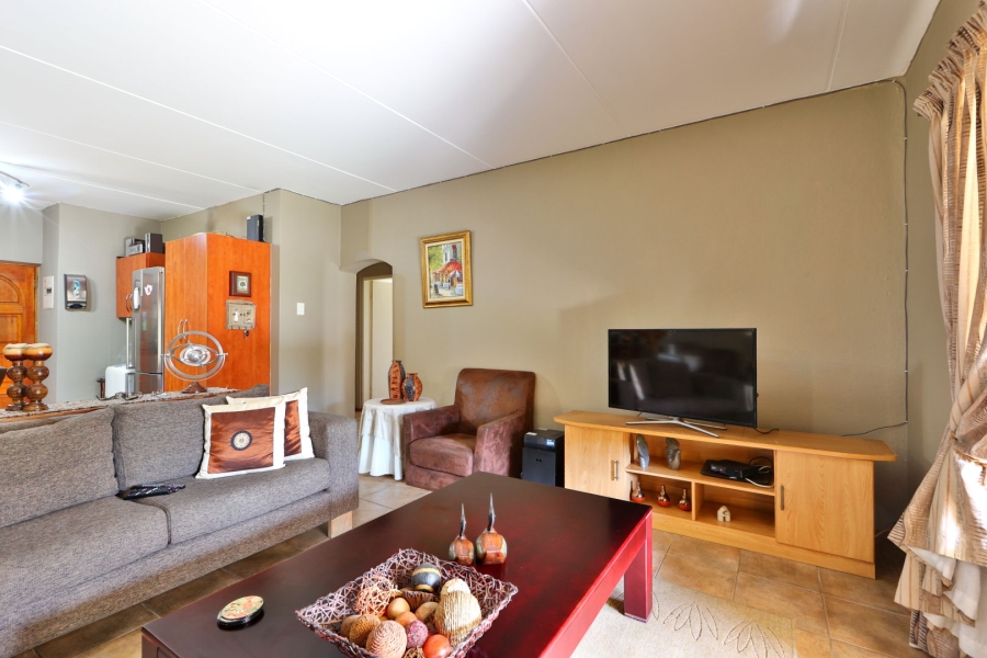 2 Bedroom Property for Sale in Jukskei Park Gauteng