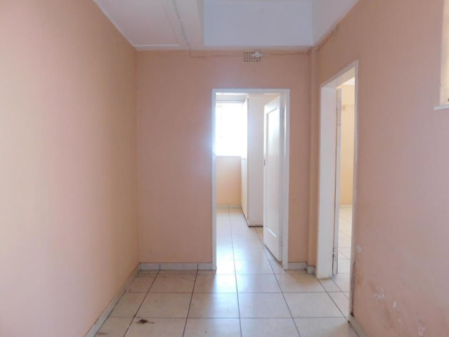 To Let 1 Bedroom Property for Rent in Yeoville Gauteng