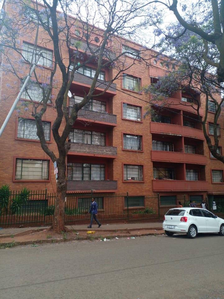 To Let 1 Bedroom Property for Rent in Yeoville Gauteng