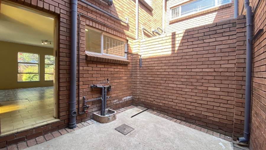 3 Bedroom Property for Sale in Elardus Park Gauteng