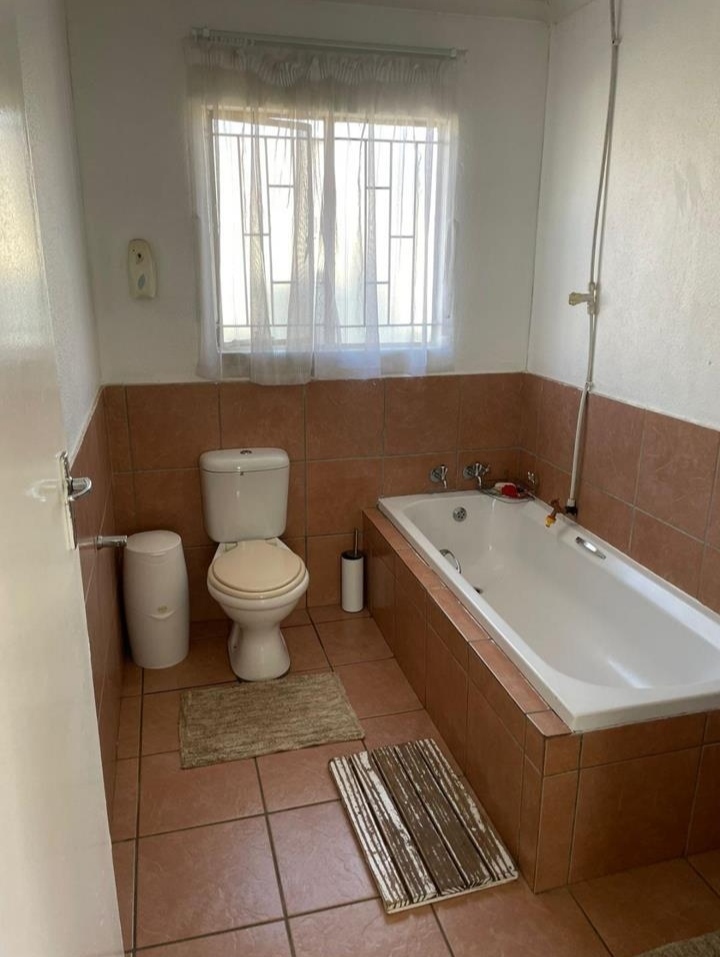 3 Bedroom Property for Sale in Olievenhoutbosch Gauteng