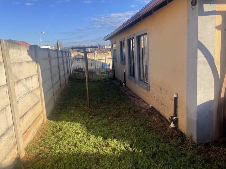 3 Bedroom Property for Sale in Olievenhoutbosch Gauteng