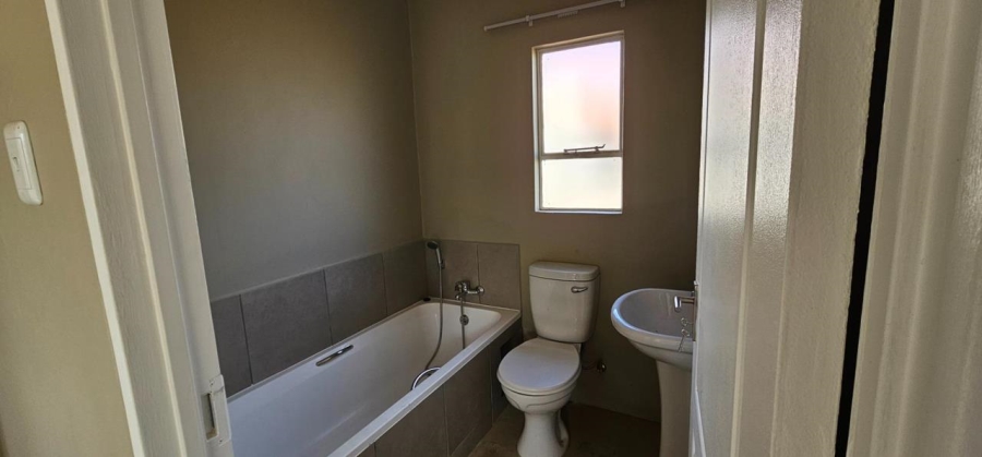 2 Bedroom Property for Sale in Selcourt Gauteng