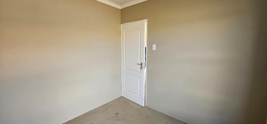 2 Bedroom Property for Sale in Selcourt Gauteng