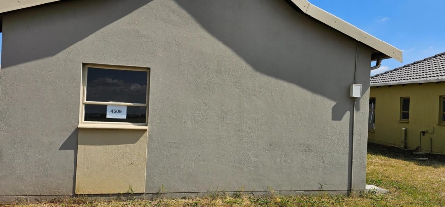 2 Bedroom Property for Sale in Selcourt Gauteng