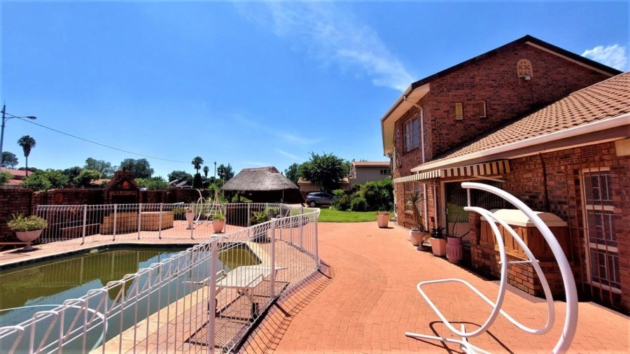 4 Bedroom Property for Sale in Ferryvale Gauteng