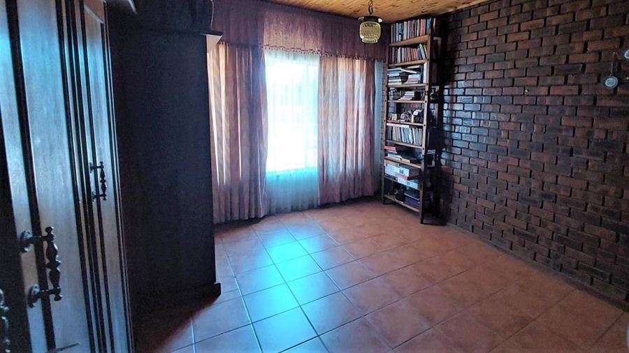 4 Bedroom Property for Sale in Ferryvale Gauteng