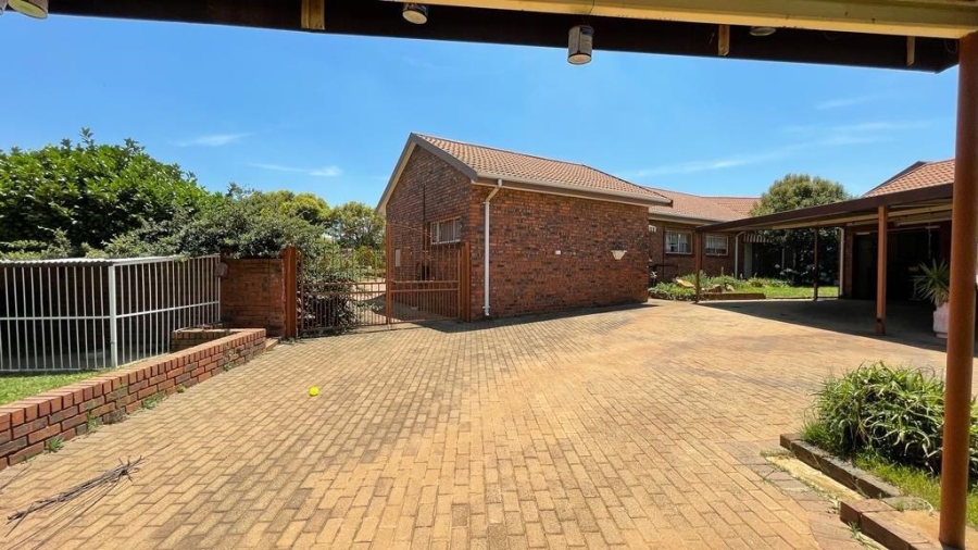 4 Bedroom Property for Sale in Ferryvale Gauteng