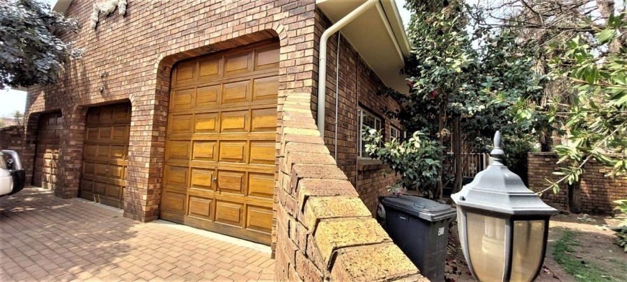 5 Bedroom Property for Sale in Ferryvale Gauteng