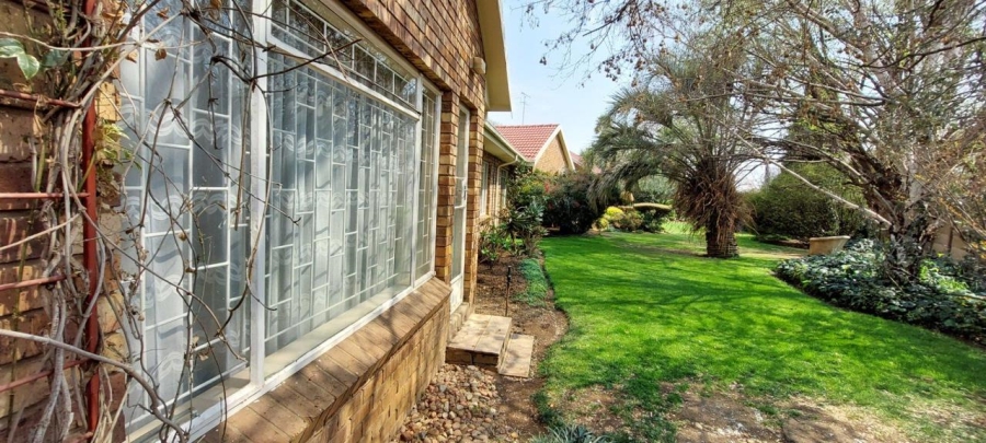 5 Bedroom Property for Sale in Ferryvale Gauteng