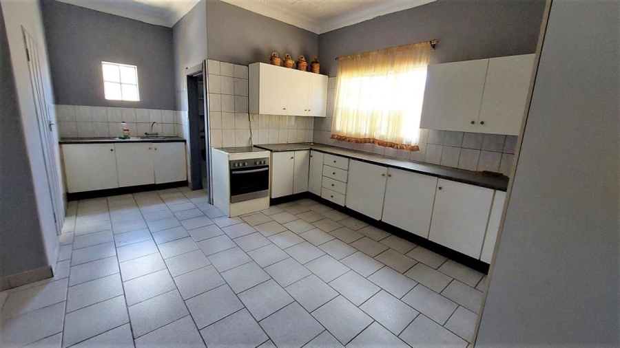 4 Bedroom Property for Sale in Alrapark Gauteng