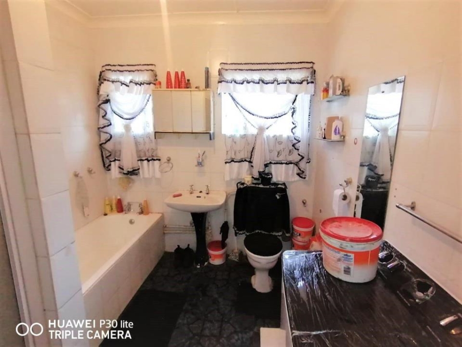 4 Bedroom Property for Sale in Ferryvale Gauteng