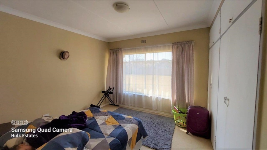 5 Bedroom Property for Sale in Ferryvale Gauteng