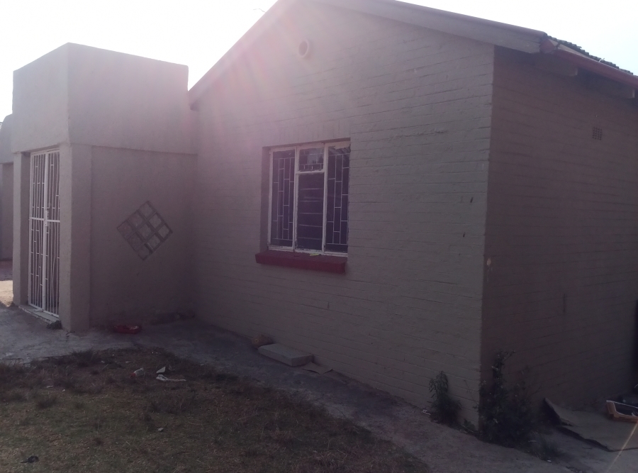 To Let 3 Bedroom Property for Rent in South Hills Gauteng