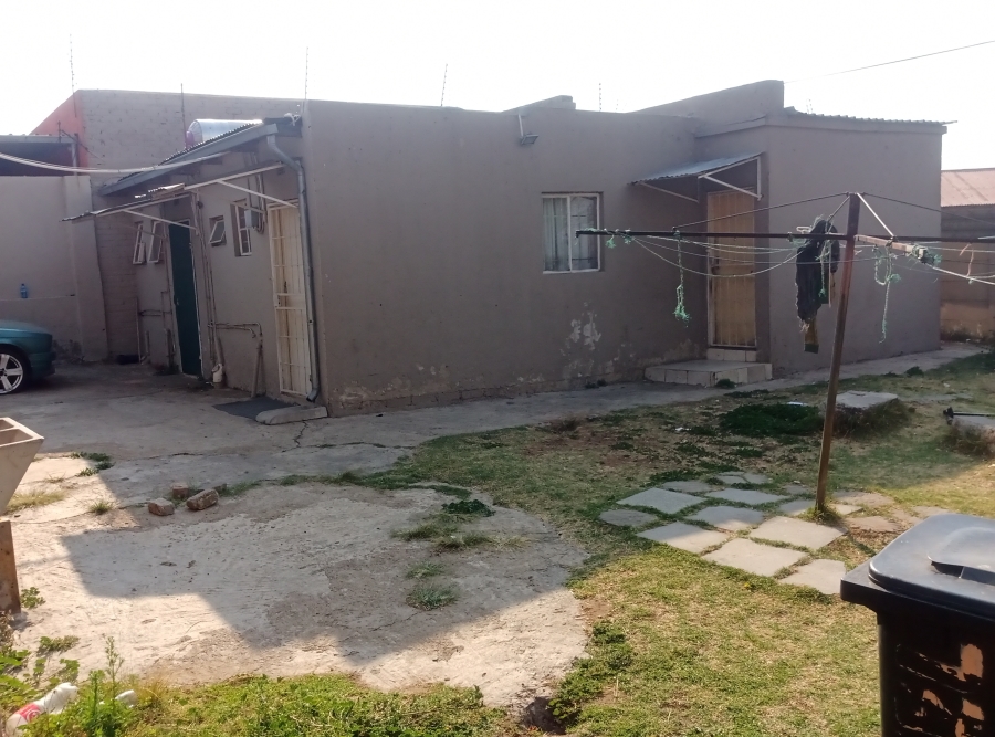 To Let 3 Bedroom Property for Rent in South Hills Gauteng