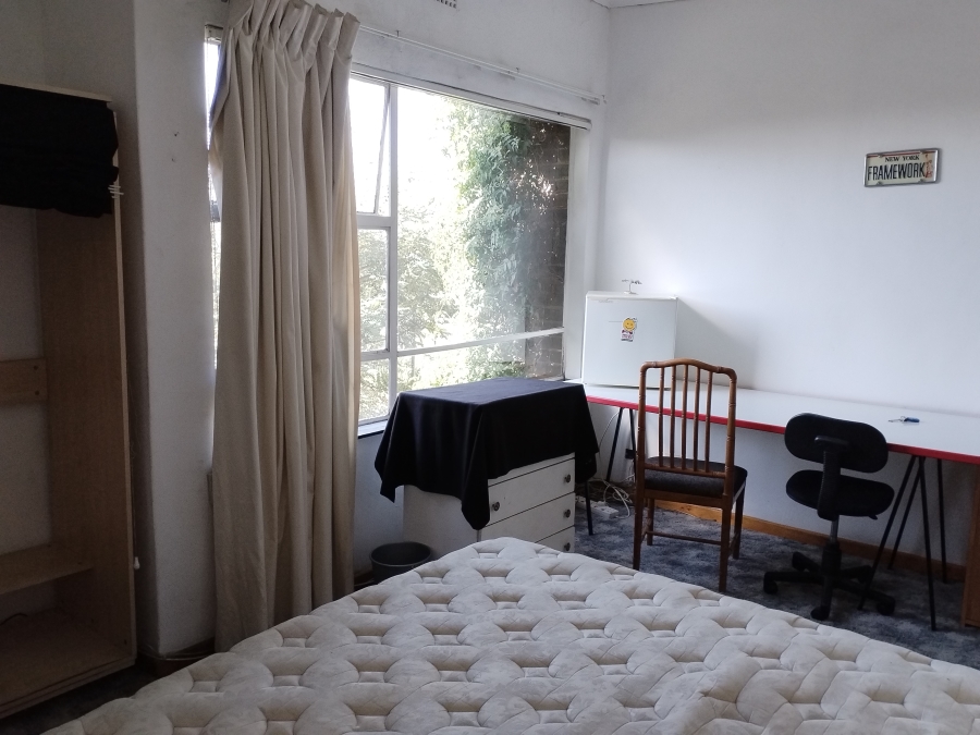Room for rent in Constantia Kloof Gauteng. Listed by PropertyCentral