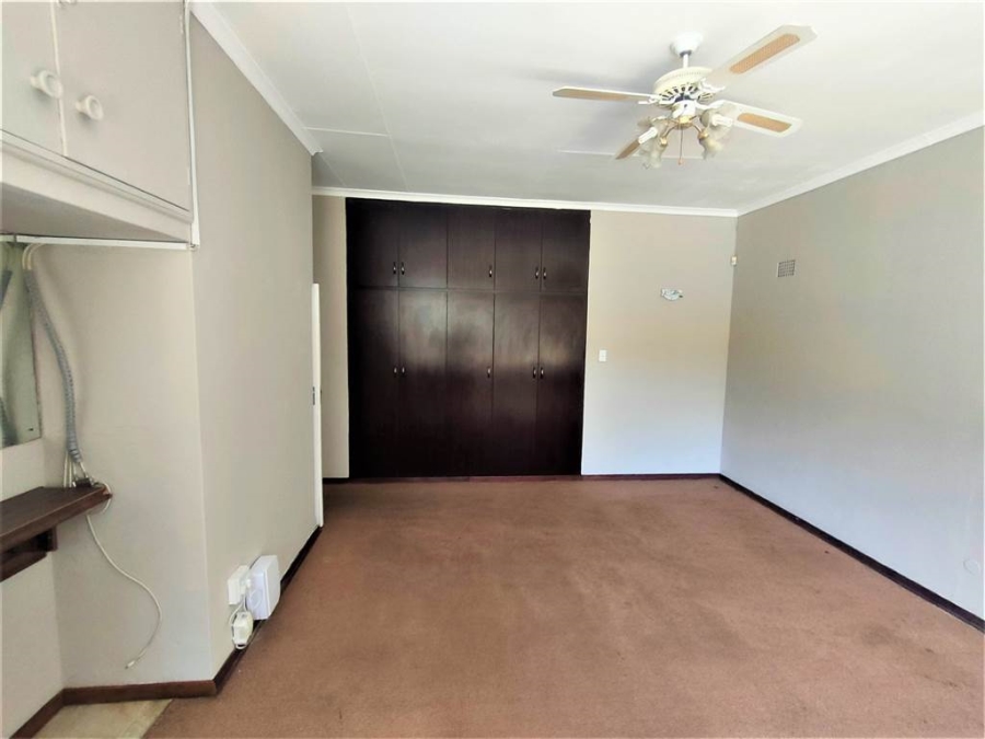4 Bedroom Property for Sale in Three Rivers Gauteng
