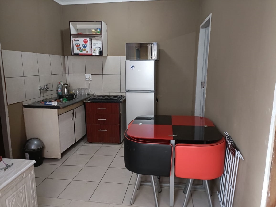 To Let 2 Bedroom Property for Rent in Western Gauteng