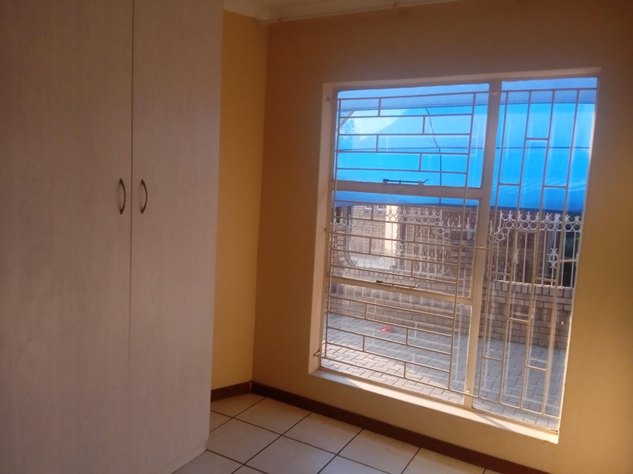 3 Bedroom Property for Sale in Soshanguve UU Gauteng