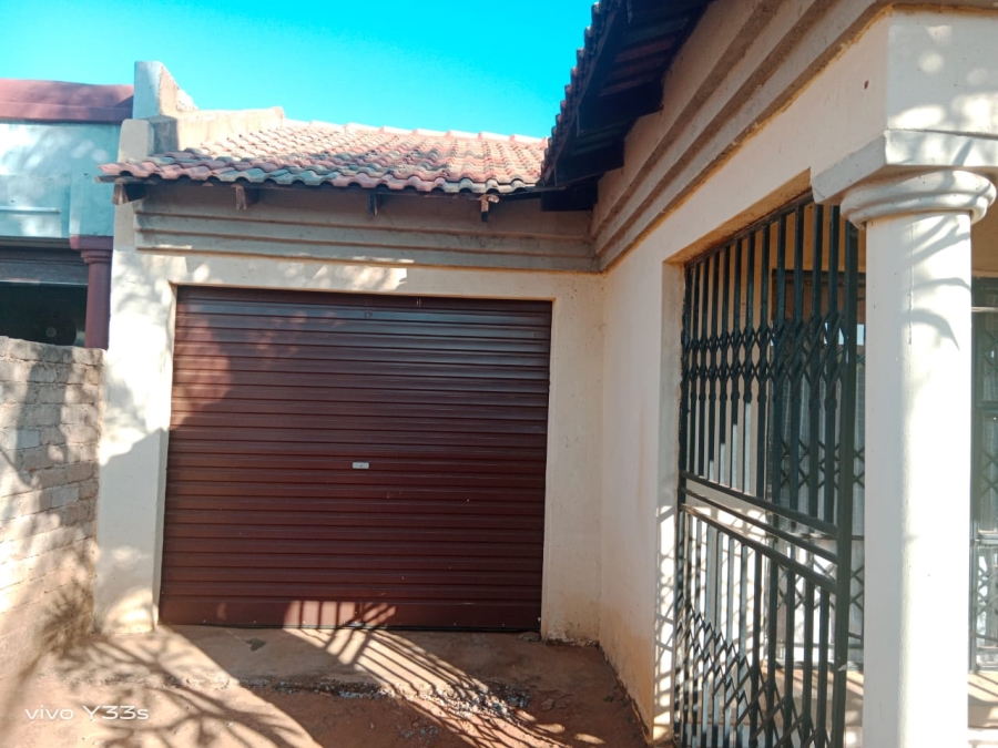 2 Bedroom Property for Sale in Soshanguve South Gauteng