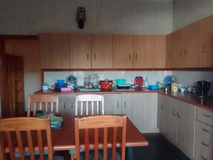 7 Bedroom Property for Sale in Selection Park Gauteng