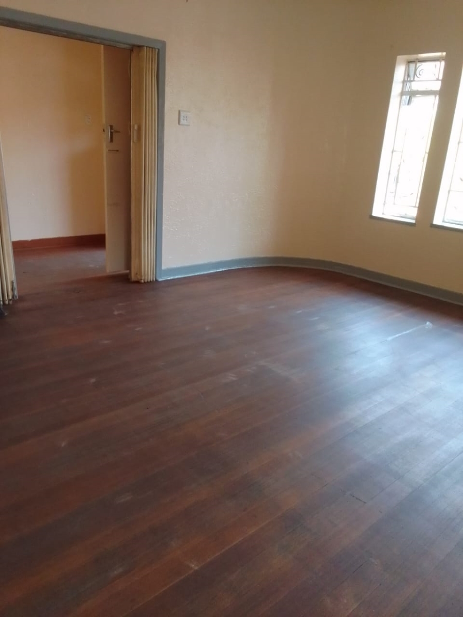 7 Bedroom Property for Sale in Selection Park Gauteng