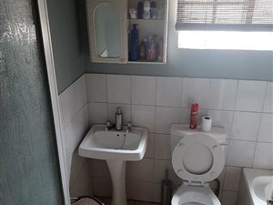 To Let 2 Bedroom Property for Rent in Bramley View Gauteng