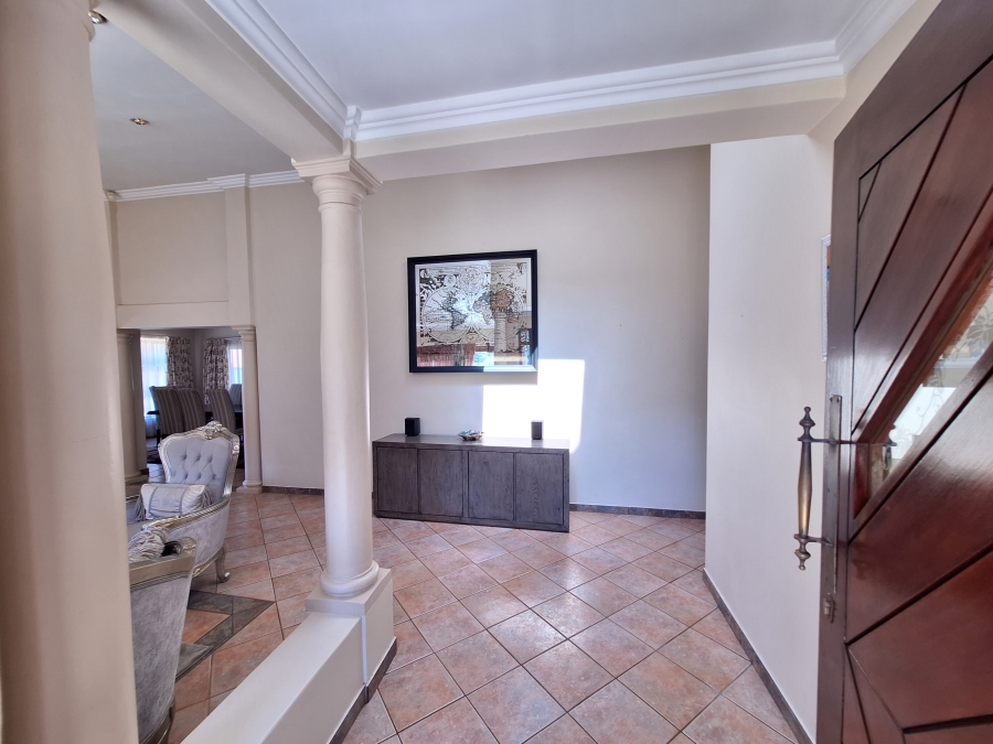 6 Bedroom Property for Sale in Bedfordview Gauteng