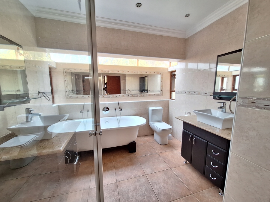 6 Bedroom Property for Sale in Bedfordview Gauteng