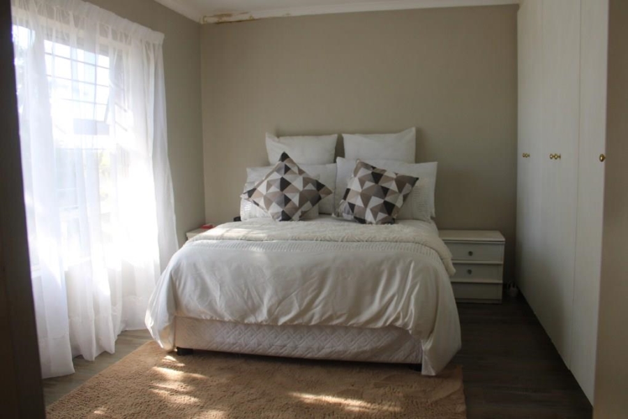 2 Bedroom Property for Sale in Leeuwenhof Estate Gauteng