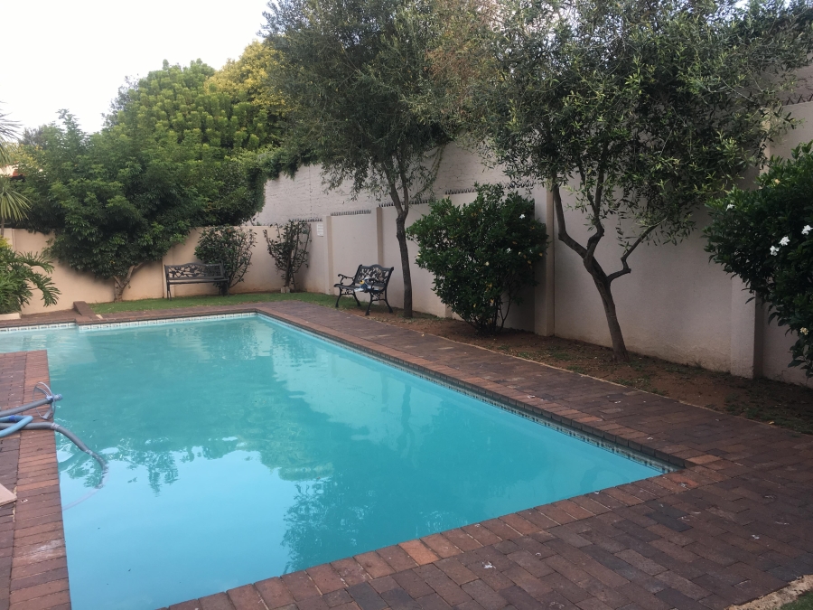 To Let 3 Bedroom Property for Rent in Sandown Gauteng