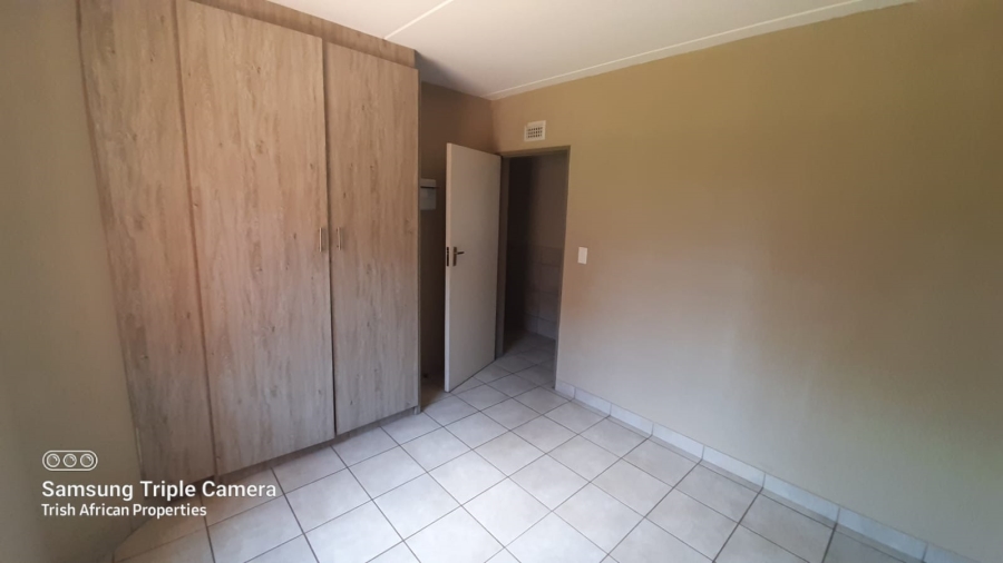 1 Bedroom Property for Sale in Heuweloord Gauteng