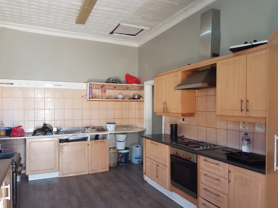 6 Bedroom Property for Sale in Kensington Gauteng