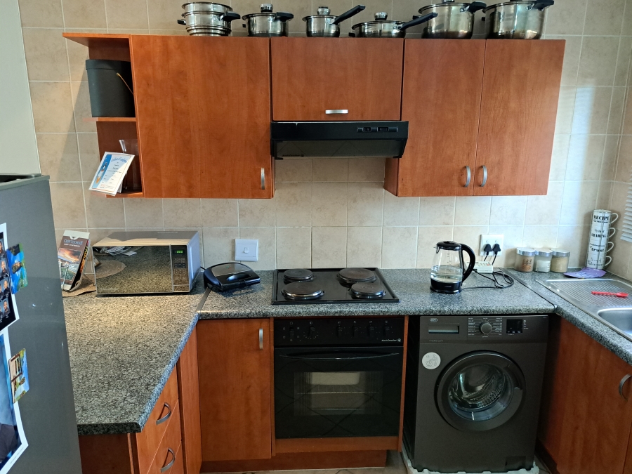 2 Bedroom Property for Sale in Halfway Gardens Gauteng