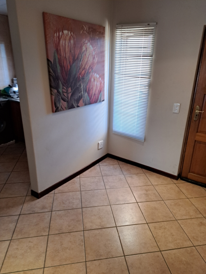 2 Bedroom Property for Sale in Halfway Gardens Gauteng
