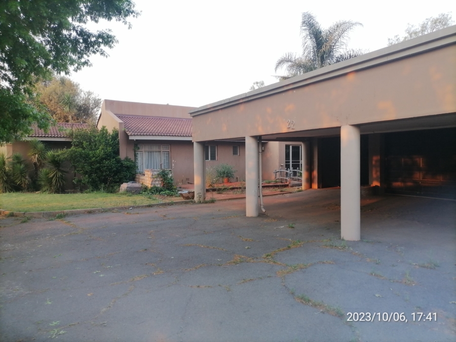 4 Bedroom Property for Sale in Three Rivers East Gauteng