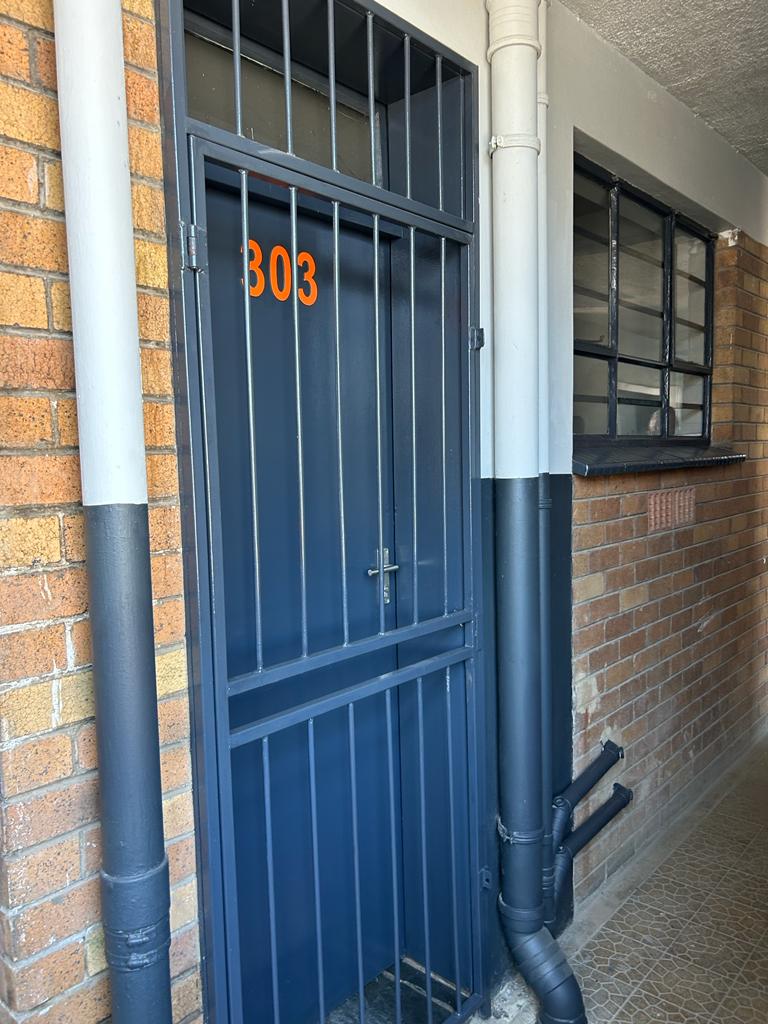 To Let 1 Bedroom Property for Rent in Springs Central Gauteng