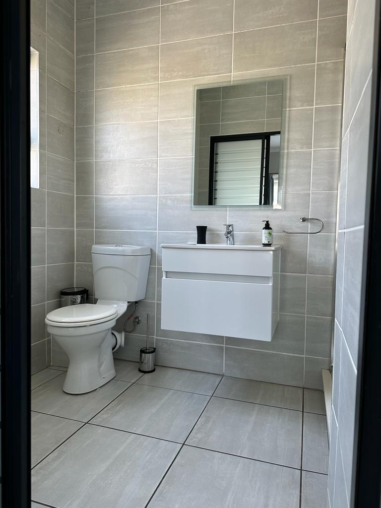 To Let 2 Bedroom Property for Rent in Waterfall Gauteng