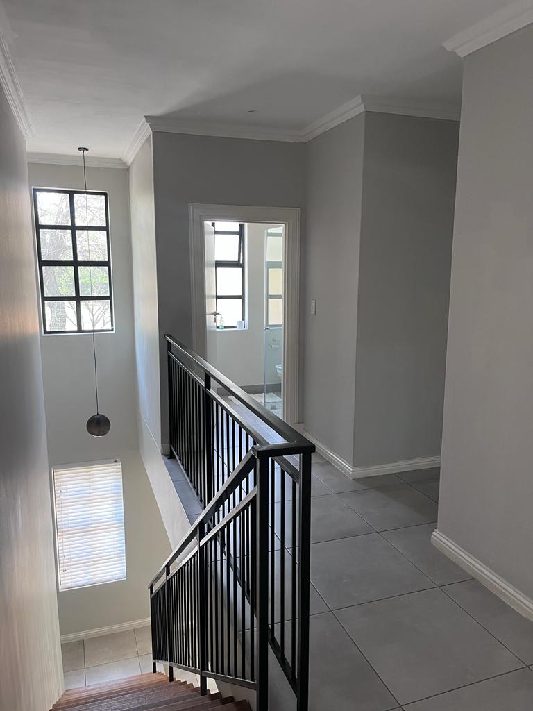 3 Bedroom Property for Sale in Bryanston Gauteng