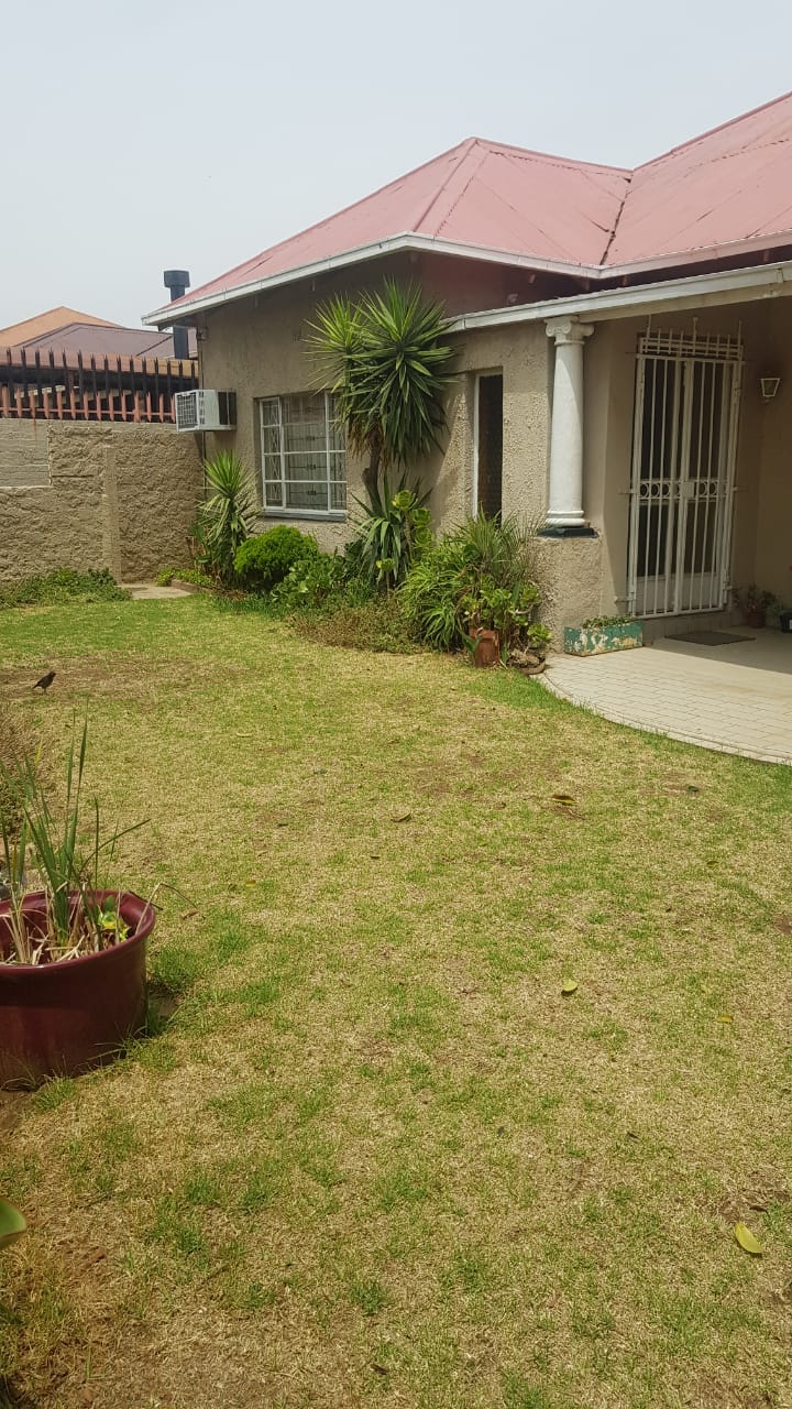 3 Bedroom Property for Sale in Rosettenville Gauteng