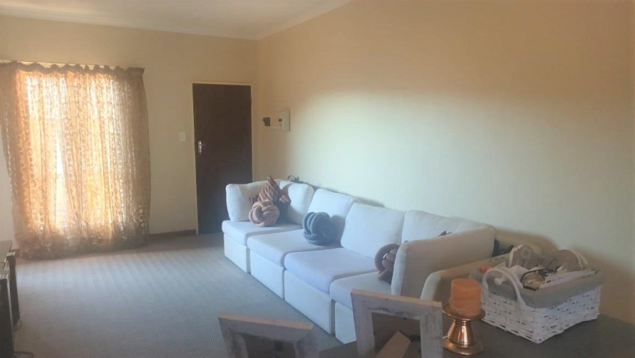 1 Bedroom Property for Sale in Wapadrand Gauteng